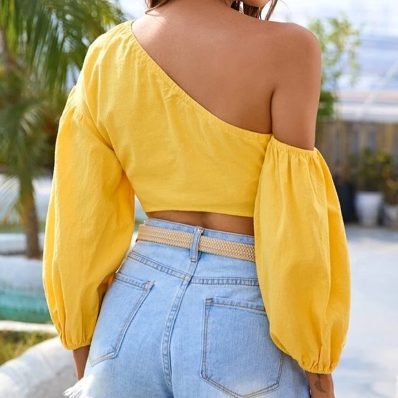 Yellow Top Lantern Sleeve - Picture 2 of 2